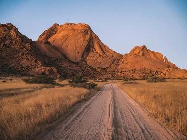 Gravel road leading toward Spitzkoppe
